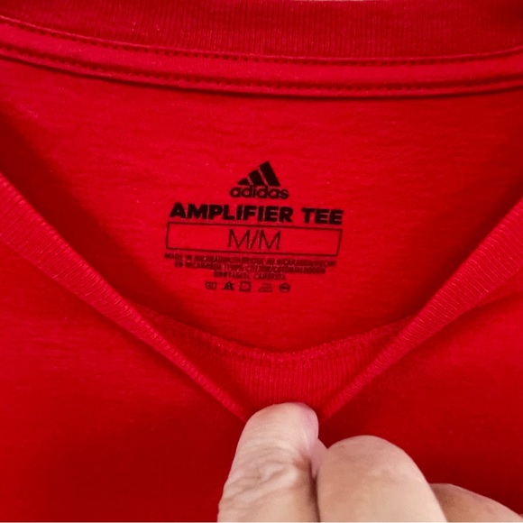 NWT Men’s Adidas Red Logo Shirt Size Medium - Picture 2 of 5
